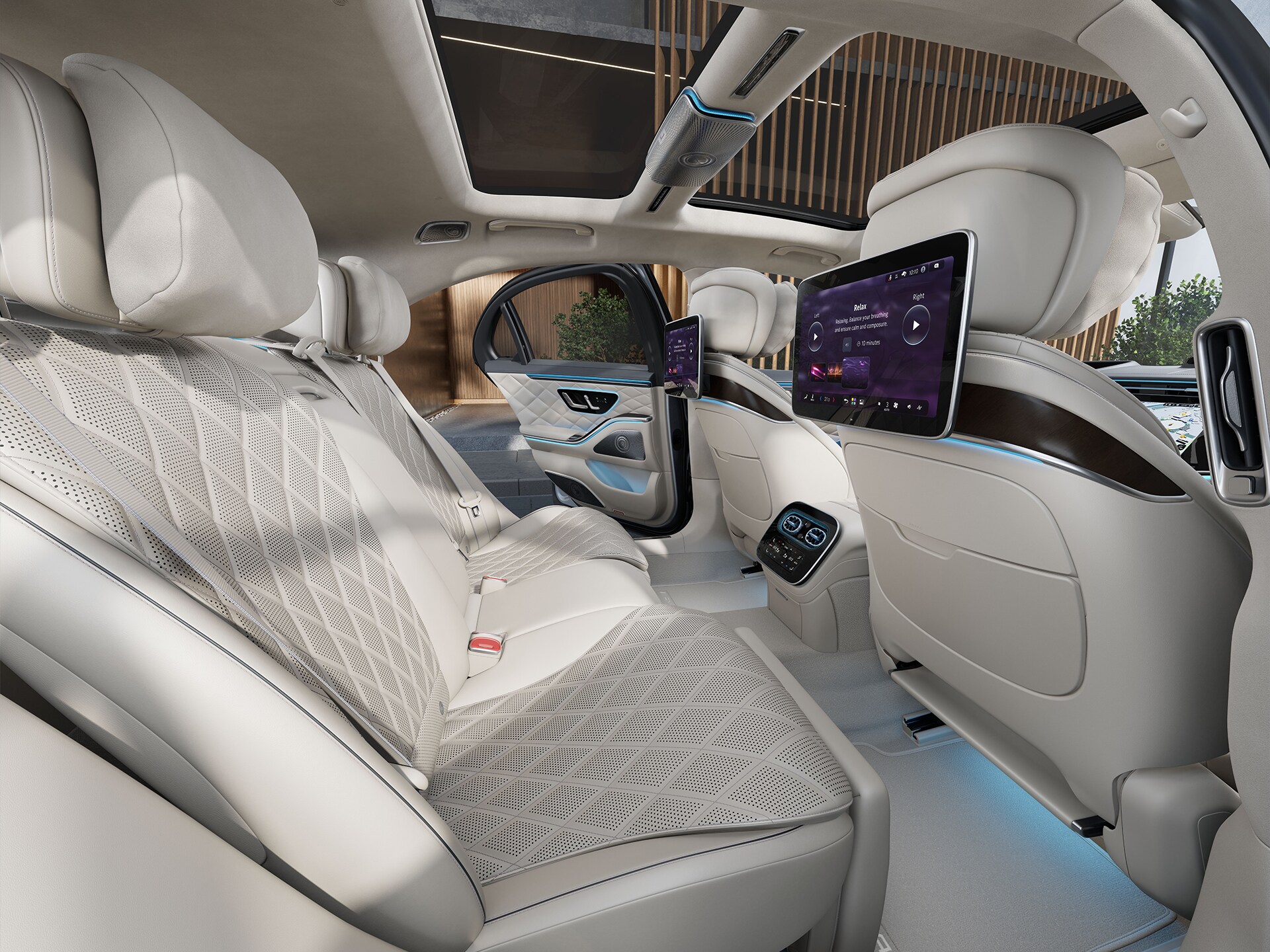 Confort | Mercedes-Benz Perspectivă din interiorul unui autovehicul Mercedes-Benz.